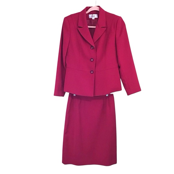 Le Suit Petite Pink Blazer and Skirt Suit 6P - Picture 1 of 15